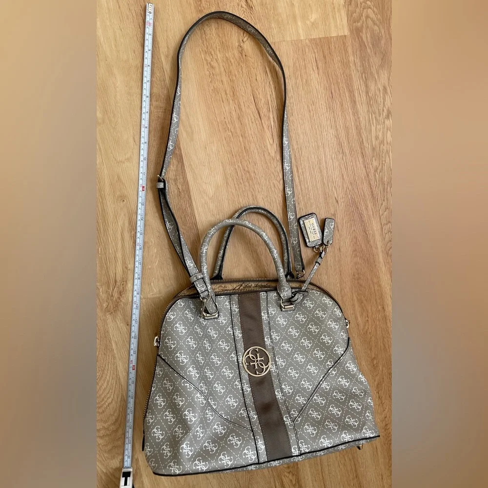 Vintage Guess gray crossbody bag purse Lena logo dome satchel 90’s y2k - Picture 9 of 10